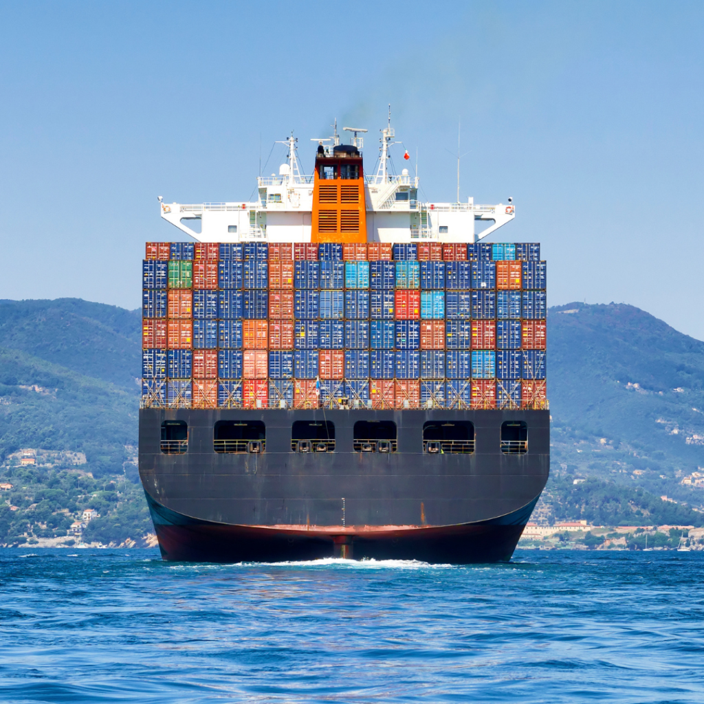 The Critical Role of Freight Forwarders in Ocean Freight: Navigating the Seas with Global Golden Gate